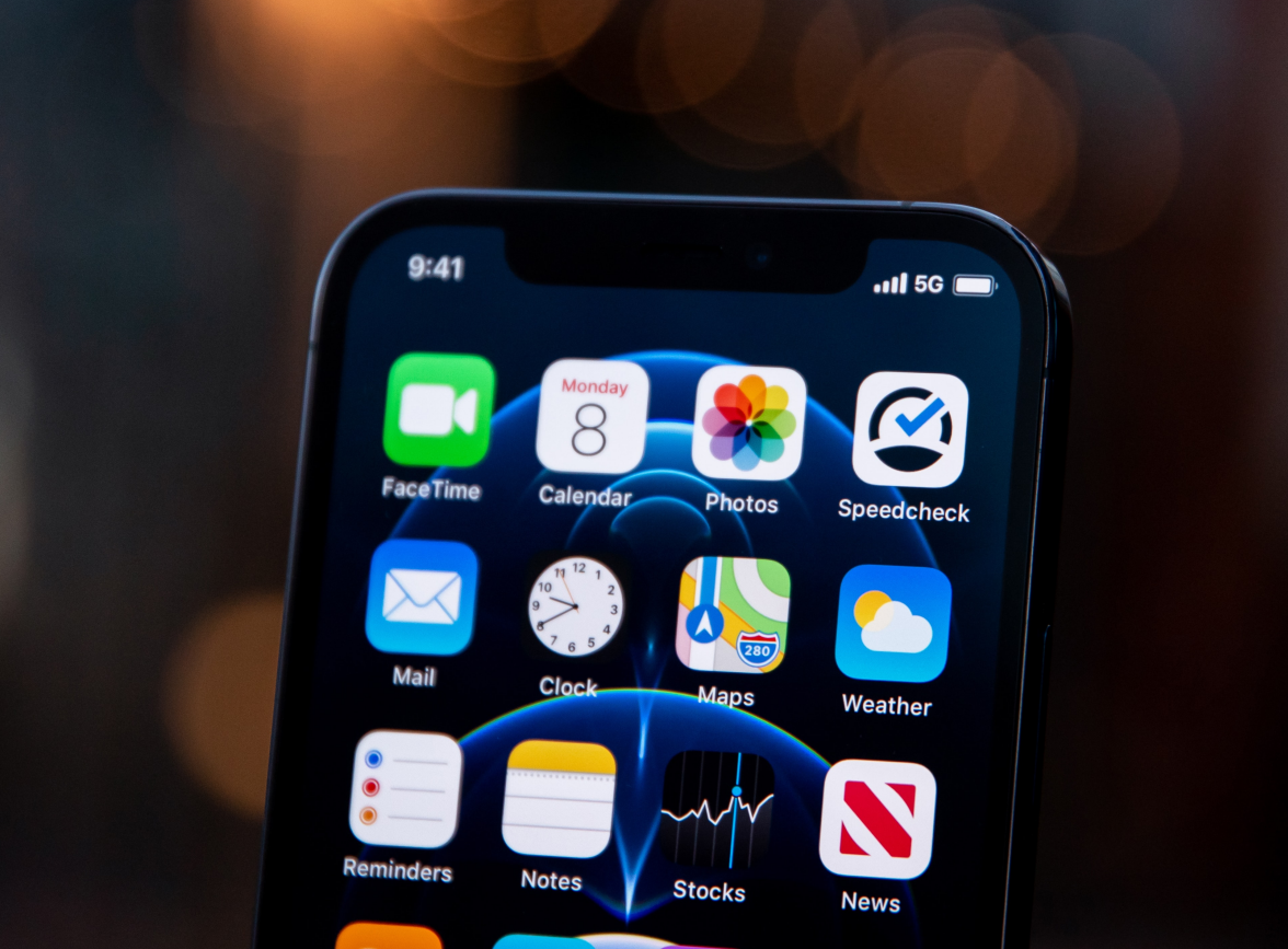 广平苹果手机维修分享为什么 iPhone 12 在冬季会自动关机 